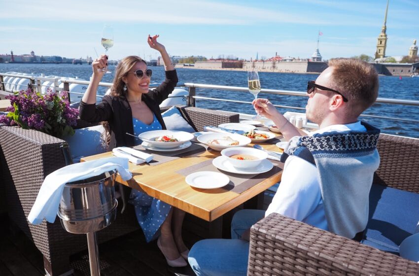  Best Cruise Ships for Dining and Entertainment
